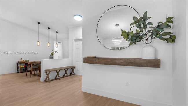 Building Photo - 622 SW 200th Terrace