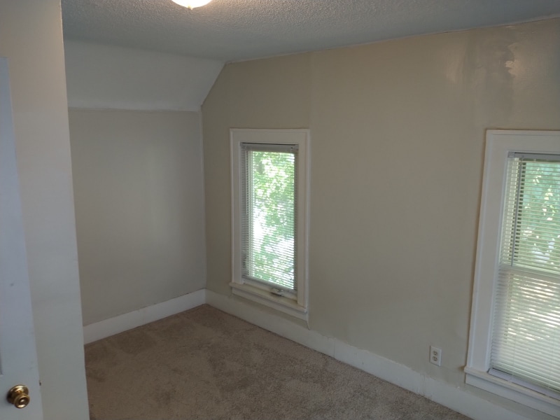 Building Photo - 2720 N Girard Ave