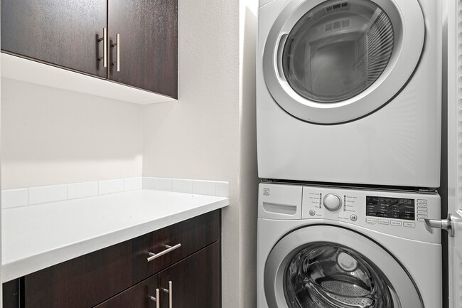 Building Photo - 2058 Quartet Loop
