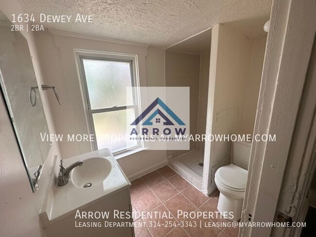 Building Photo - 1634 Dewey Ave