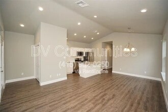 Building Photo - 1202 3rd St