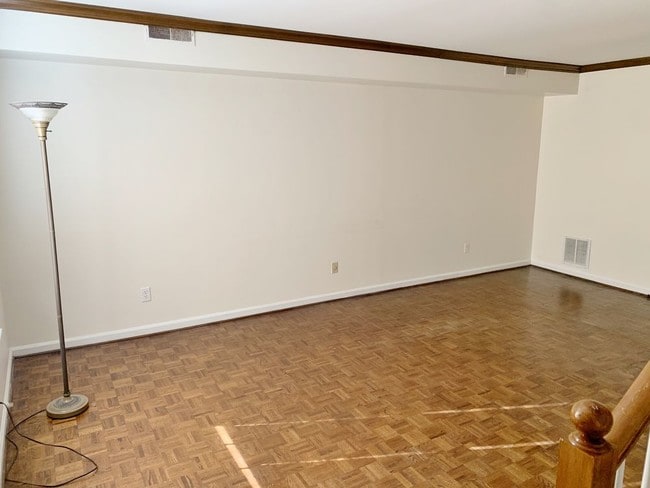 Building Photo - 3913 Browning Pl