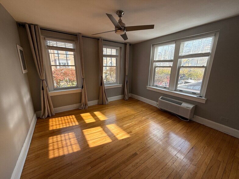 Building Photo - 2410 20th St NW