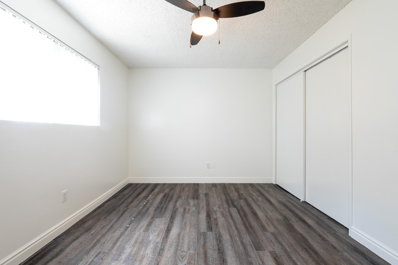 Building Photo - 1050 Meadow Lake Dr