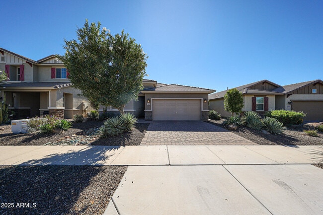 Building Photo - 3639 E Sophie Ln