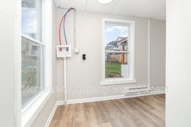 Building Photo - 608 North St