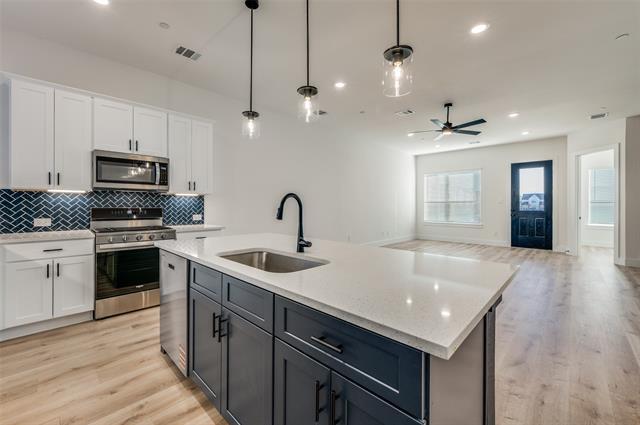 Building Photo - 4409 Cave Spgs St