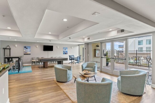 Building Photo - 1019 Costa Pacifica Way