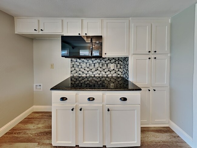 Building Photo - 2111 El Dorado Way