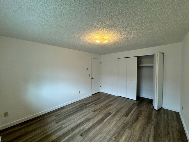 Building Photo - Cute Ground Floor 2 Bed, 1 Bath in Medical...