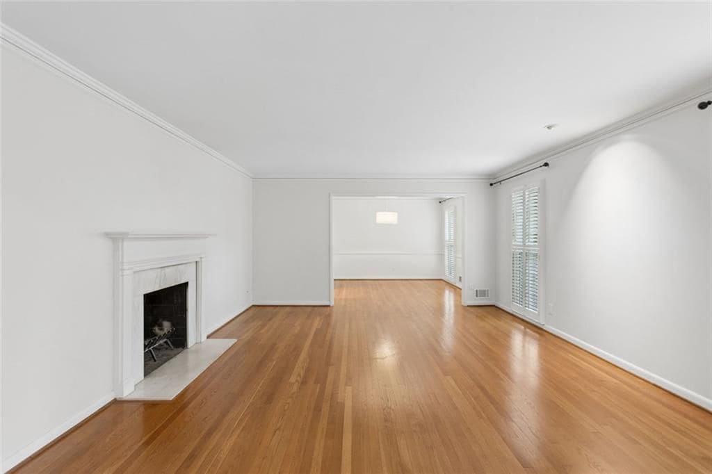 Building Photo - 4775 Merlendale Ct NW