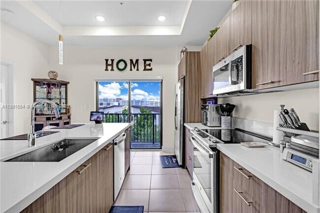 Building Photo - 8045 NW 104th Ave