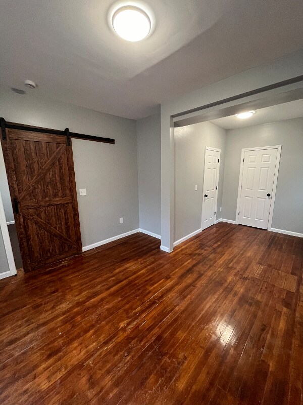 Building Photo - 19 Shepard St