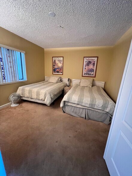 guest bedroom - 777 Harrah Way