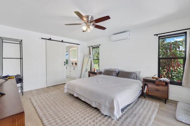 Building Photo - 14704 Black Bear Rd