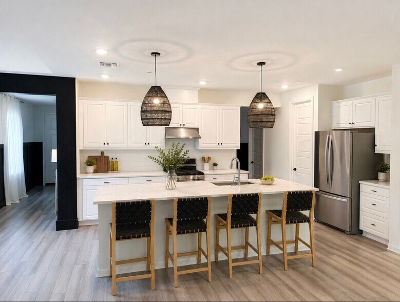 Building Photo - 27462 Tyrrhenian Dr