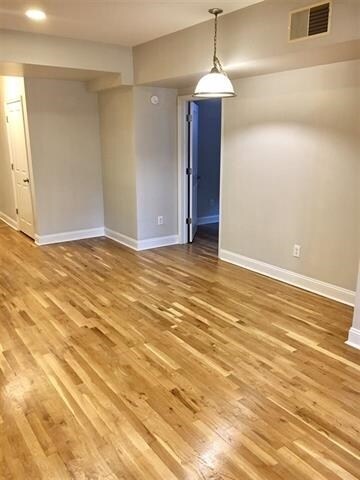 Building Photo - 353 Grove St