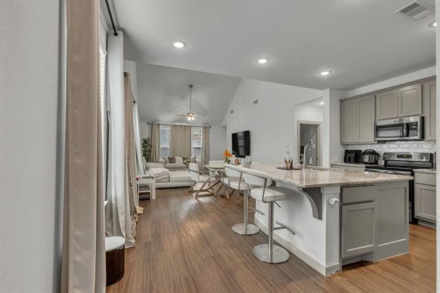 Building Photo - 4011 Logan Dr