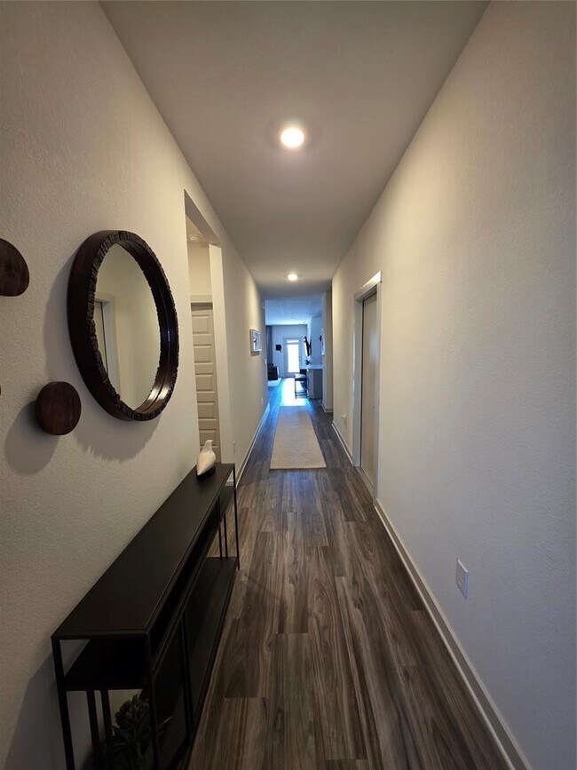 Building Photo - 8415 Linda Michelle Ln