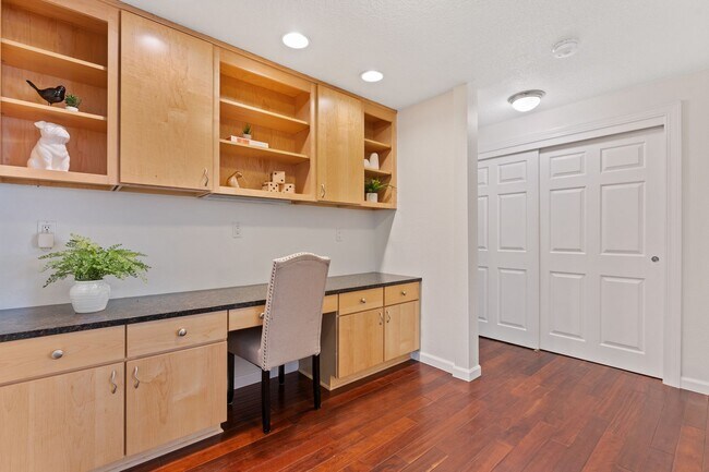 Building Photo - Stylish 3BR Beaverton Ranch w/ RV Parking & Hot Tub