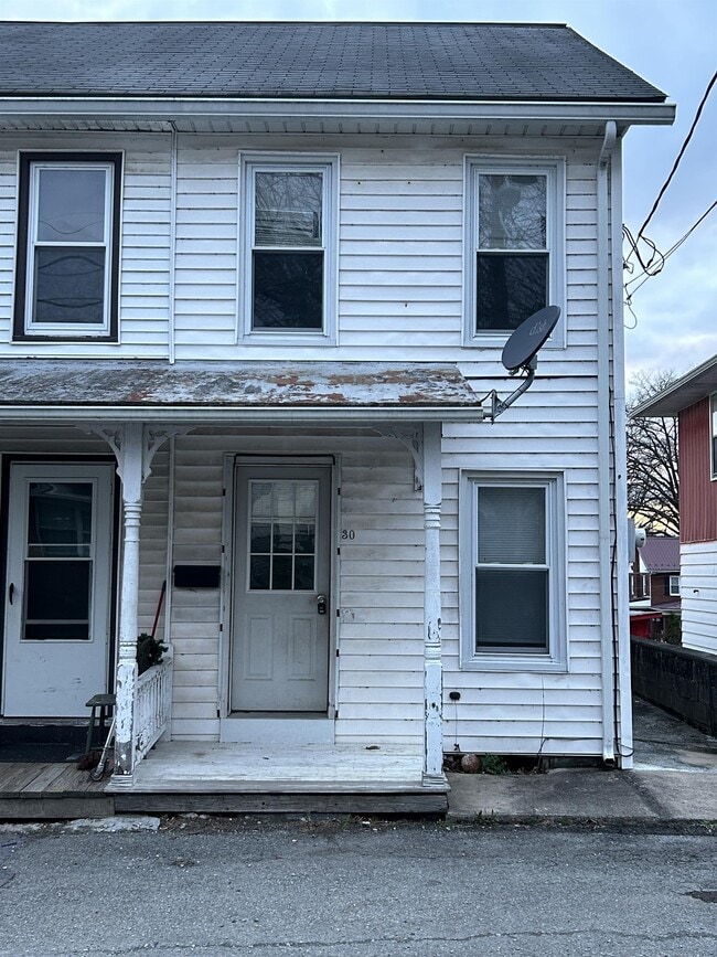 Primary Photo - 30 Union St