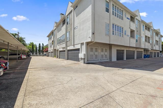 Building Photo - 4104 N Hall St