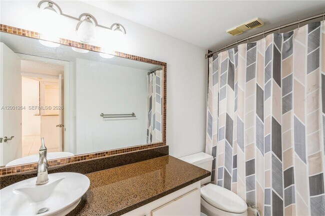 Building Photo - 18151 NE 31st Ct