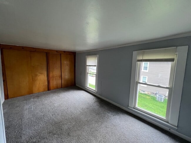 Building Photo - Three Bedroom Single Family House In Olean...