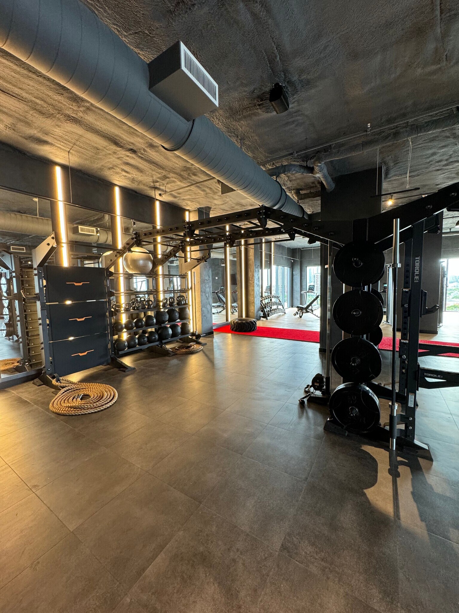 Building Photo - 132 NE 22nd St