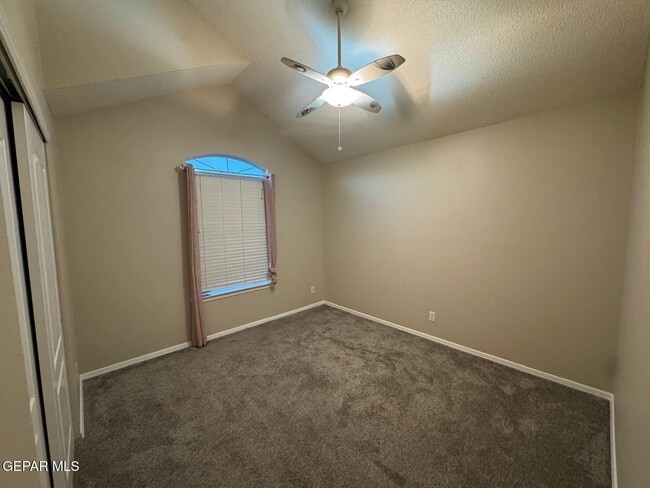 Building Photo - 398 Bentridge Drive