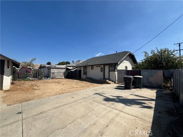 Building Photo - 4793 Grove Ave
