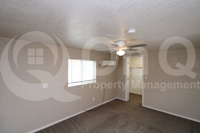 Building Photo - 2417 N 20th Dr