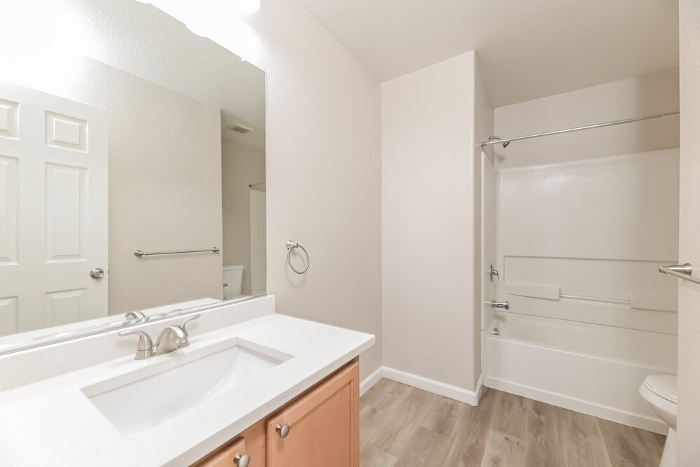 Building Photo - 7194 Temecula Valley Ave