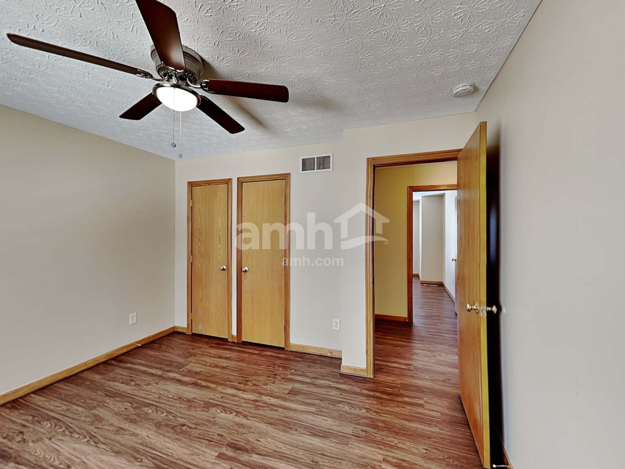 Building Photo - 375 Highbanks Valley Dr