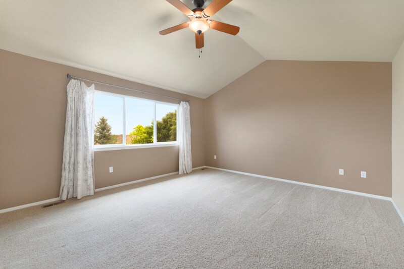 Building Photo - 7 Triangle Dr