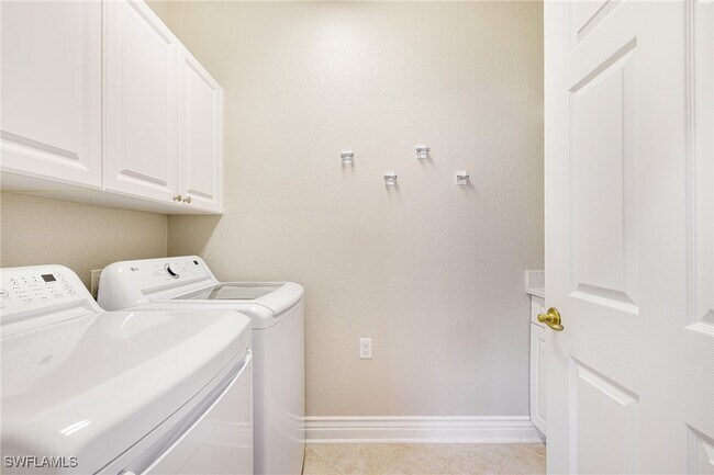 Building Photo - 5051 Indigo Bay Blvd