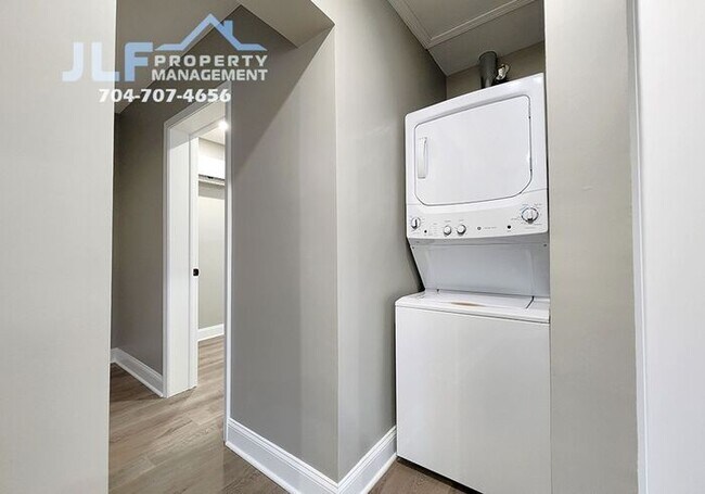 Building Photo - Beautifully Remodeled 1 Bed/1 Bath Home in Cramerton!