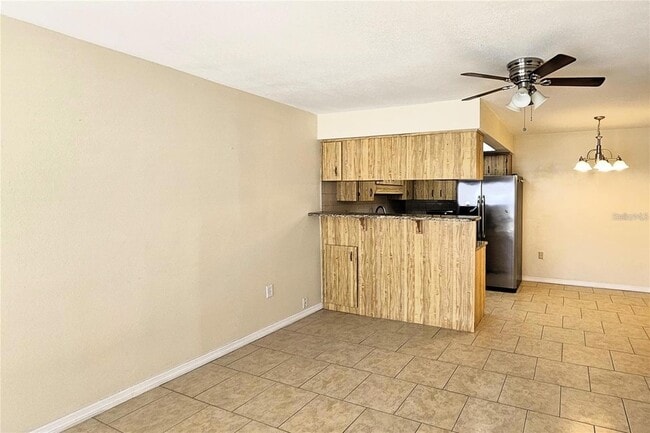 Building Photo - 4330 Tahitian Gardens Cir