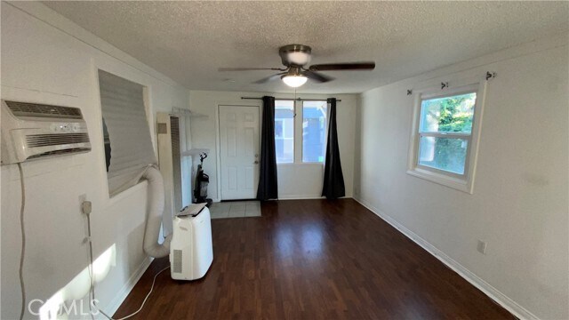 Building Photo - 4159 Larchwood Pl