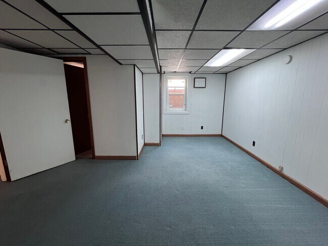 Building Photo - 3010-3012 Okemos Dr SE