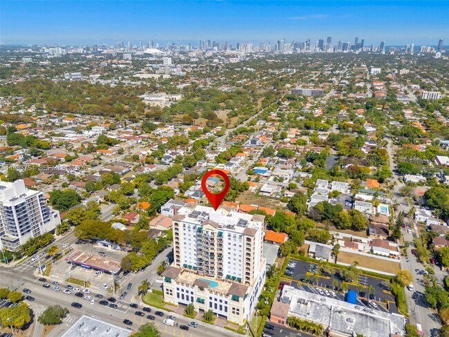 Building Photo - 1627 SW 37th Ave