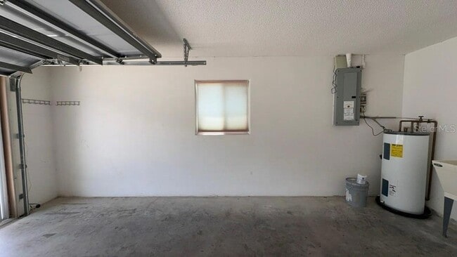 Building Photo - 5319 NW 18th St