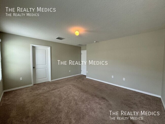 Building Photo - 2327 Ashberry Ridge Dr