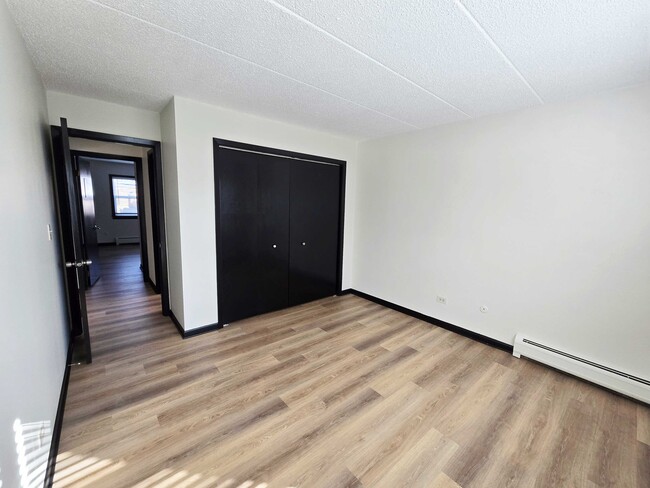 2nd bedroom closet - 209 Kimbell Ave