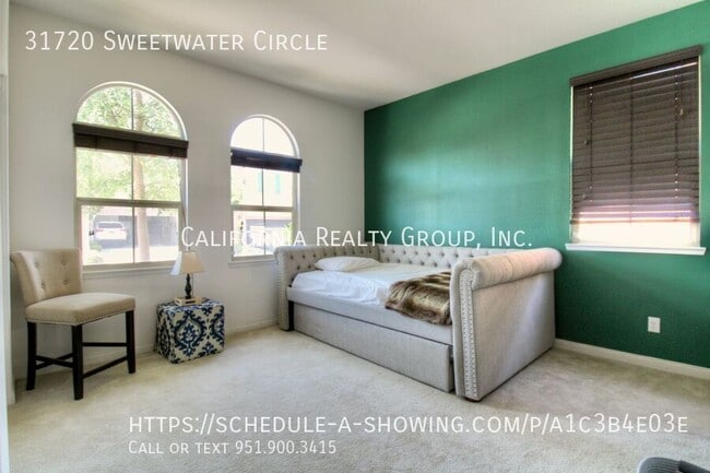 Building Photo - 31720 Sweetwater Cir