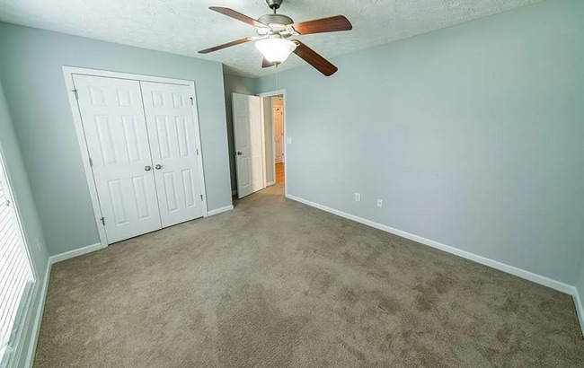 Building Photo - 8018 Silverado Dr