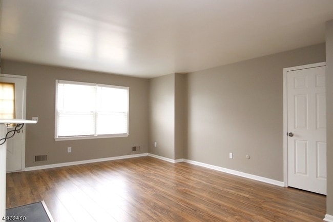 Building Photo - 32 Hancock Ct