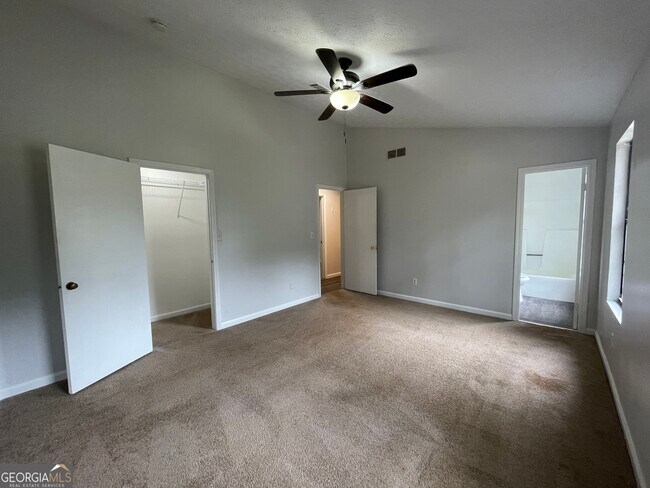 Building Photo - 1088 Riva Ridge Dr NW