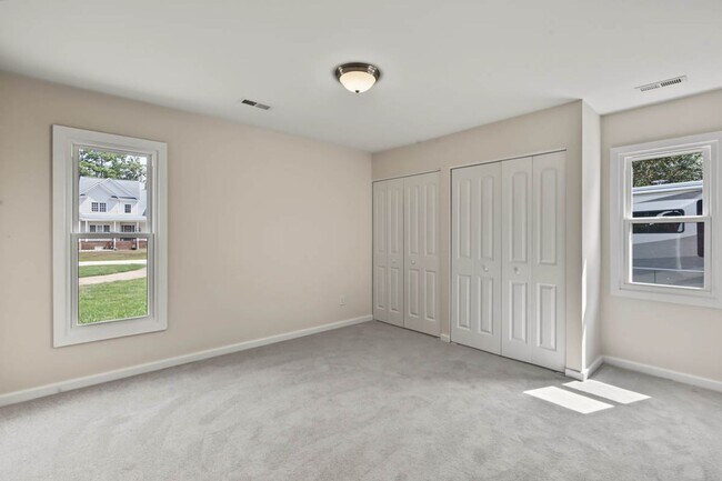 Building Photo - 300 Smoots Ln