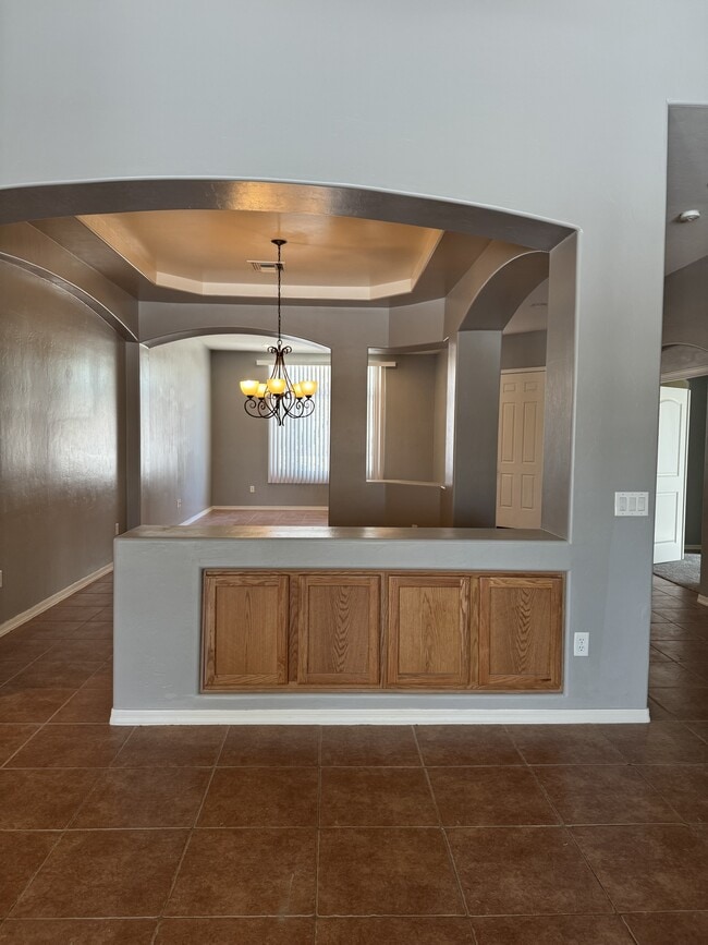Building Photo - 10335 N Tall Cotton Dr